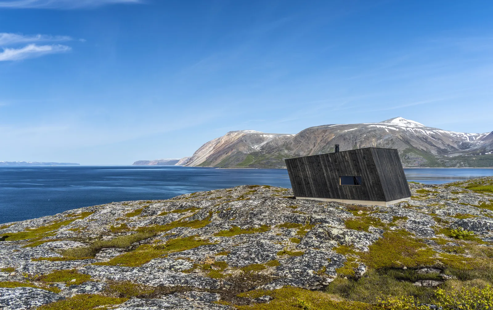 Perleturhytta ved Koppmollbukta nord for Gávesluokta - Gavesluft